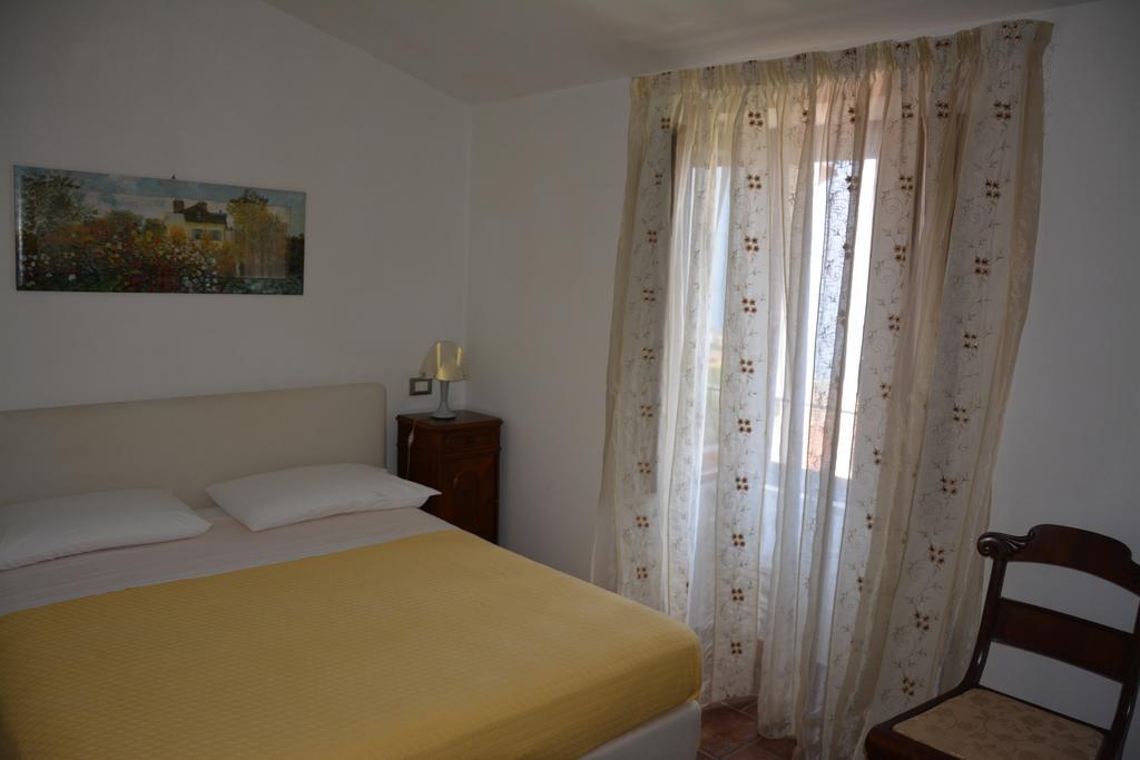 B&B La Casa Rossa Паола Стая снимка